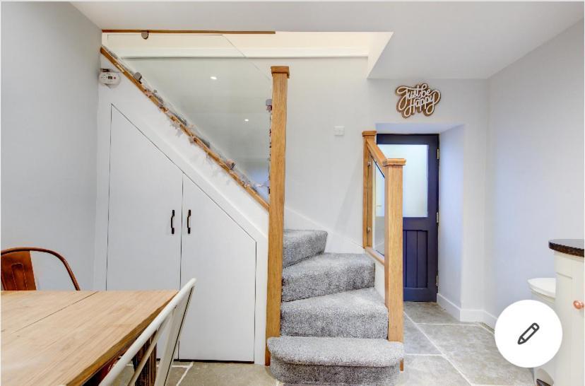 Rustic Retreats Jacks Cottage With Hot Tub & Alpaca Walking Experiences Matlock  Exterior photo